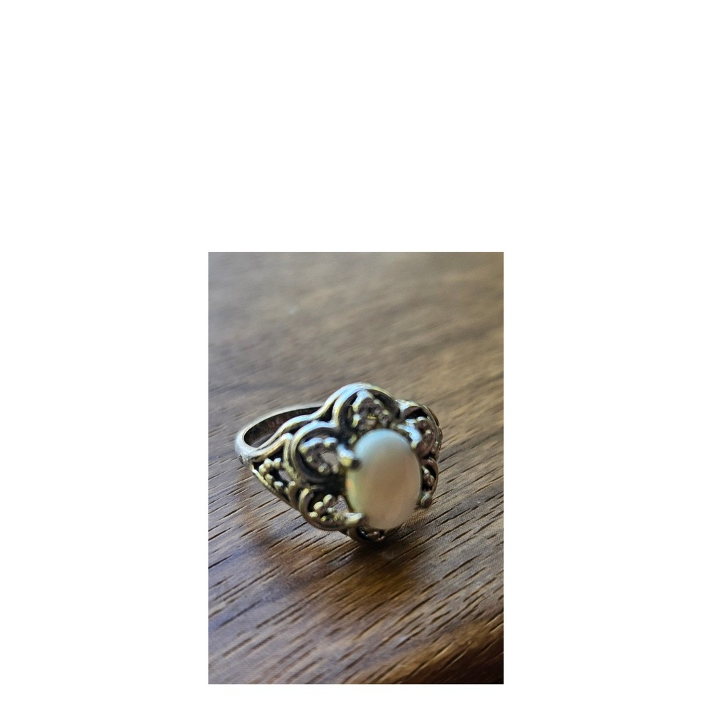 Vintage ESPO Sterling Silver Ring with Oval Stone and‎ Floral Accents
